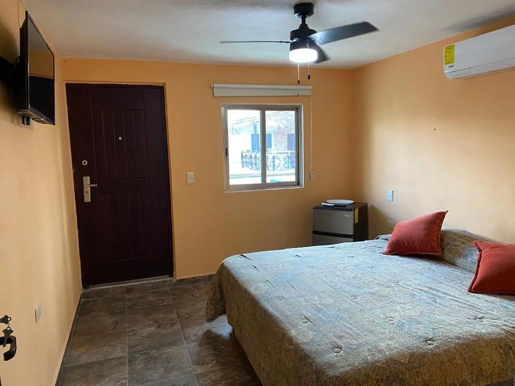 La Gozadera Rooms Cancun Guest house
